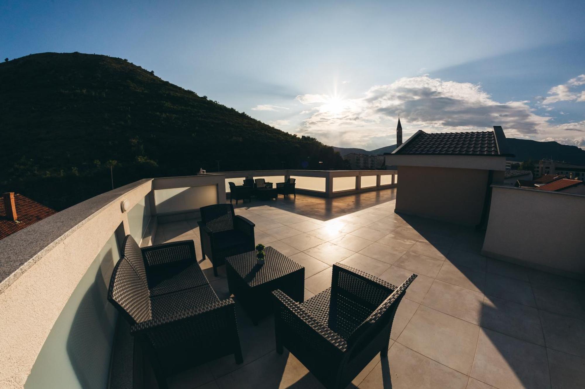Elegant Studio Apartments Lasta Mostar Buitenkant foto