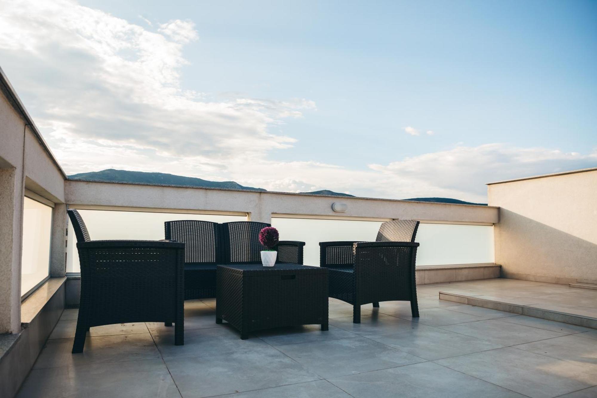 Elegant Studio Apartments Lasta Mostar Buitenkant foto