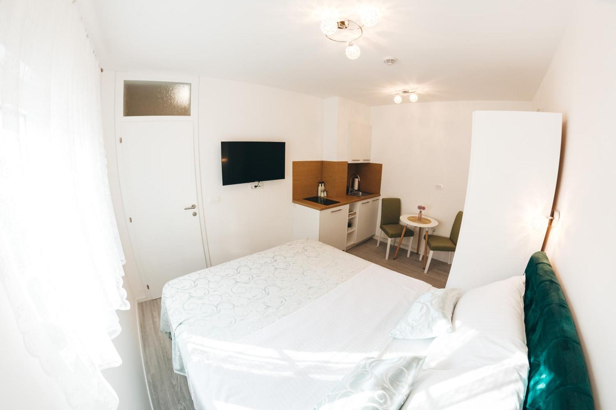 Elegant Studio Apartments Lasta Mostar Buitenkant foto