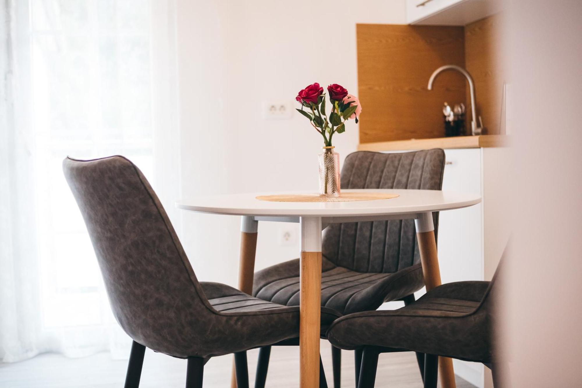 Elegant Studio Apartments Lasta Mostar Buitenkant foto